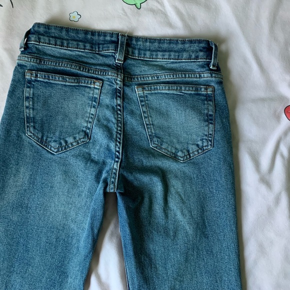 H&M low waisted denim jeans - Picture 3 of 4